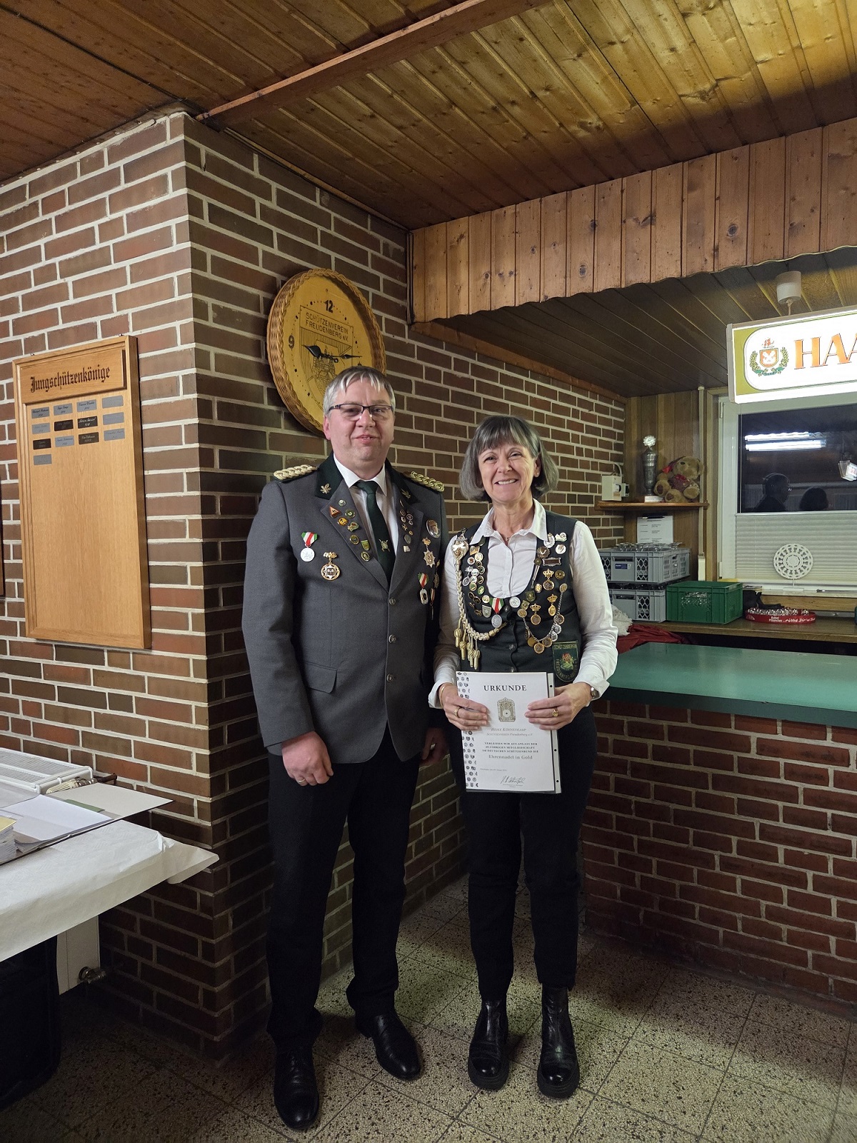 Bild "Aktuelles:Ehrung2026_Heike_Koehnenkamp_40_Jahre.jpg"